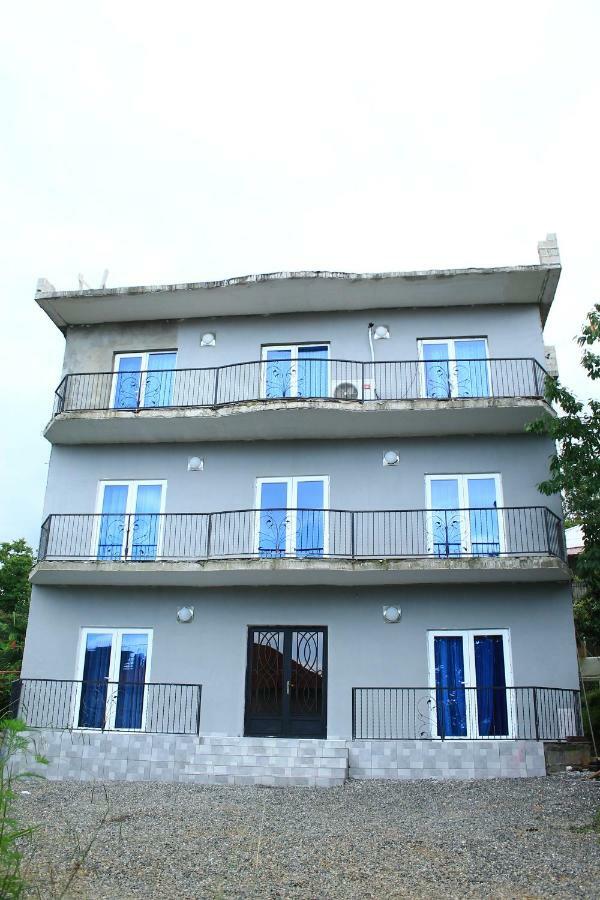 Tedo'S Guest House Makhinjauri Exterior photo